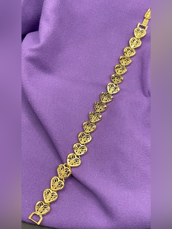 Jewelry - Vintage 90’s Diamond-cut gold filigree heart bracelet 13 g size 7” to 7 1/2”